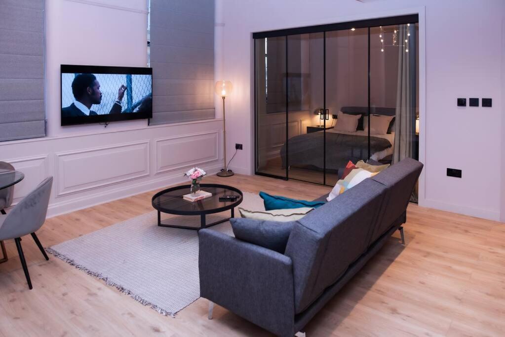 Luxurious Stunning 2Bedroom Apartment Μάντσεστερ Εξωτερικό φωτογραφία