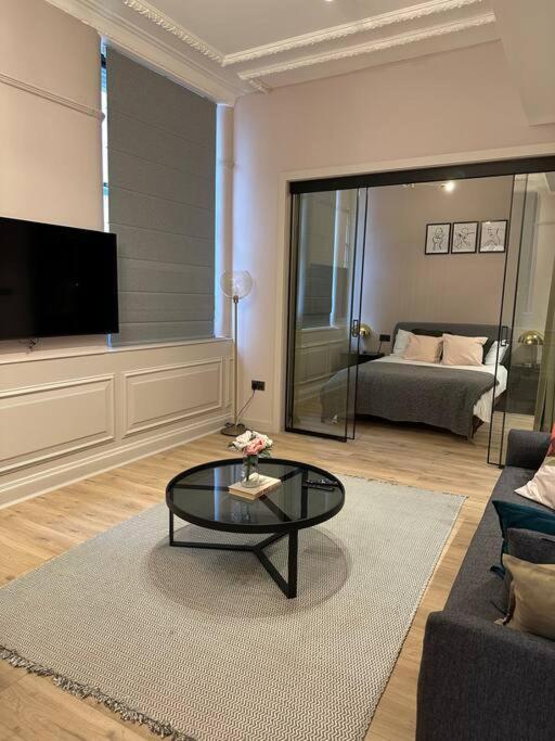 Luxurious Stunning 2Bedroom Apartment Μάντσεστερ Εξωτερικό φωτογραφία