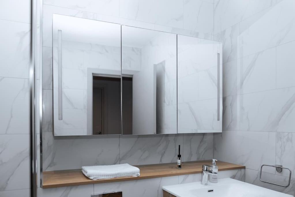 Luxurious Stunning 2Bedroom Apartment Μάντσεστερ Εξωτερικό φωτογραφία