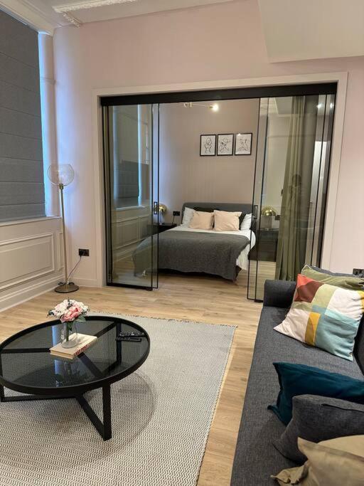 Luxurious Stunning 2Bedroom Apartment Μάντσεστερ Εξωτερικό φωτογραφία